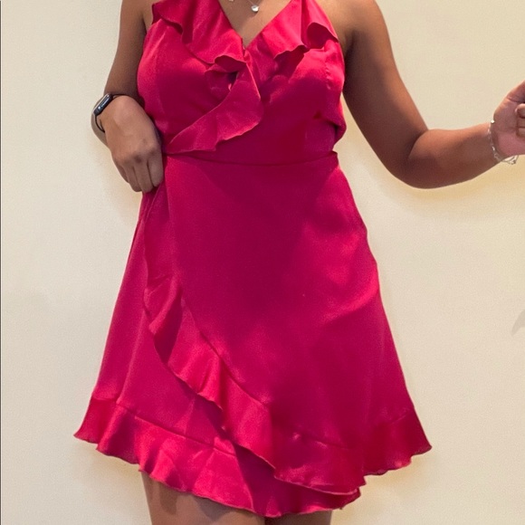 DYNAMITE pink satin dress - Picture 1 of 4